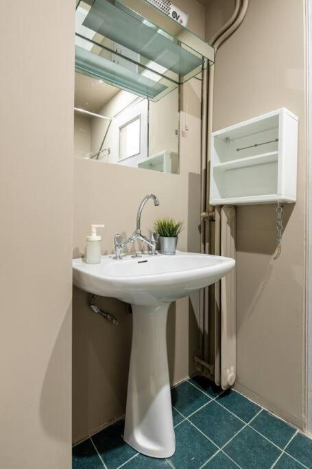 Apartament Tranquility Downtown Ateny Zewnętrze zdjęcie